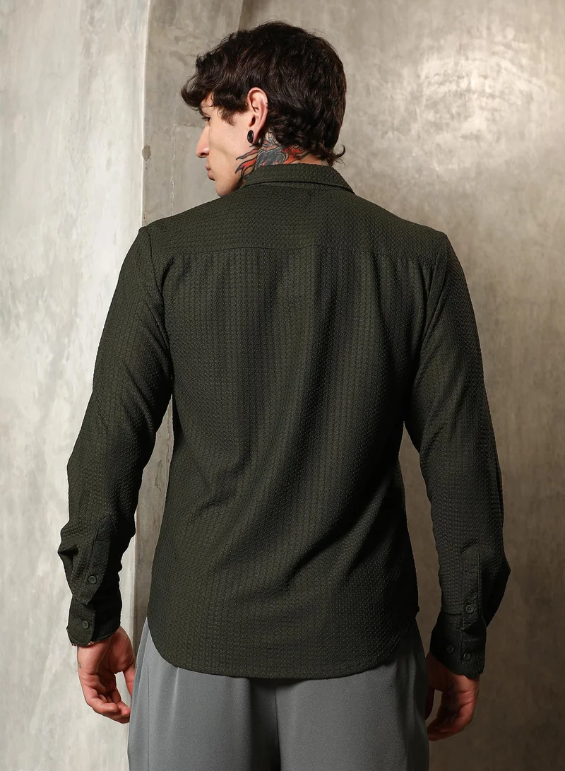 Campus Sutra Men's Seaweed Green Gridveil-Tactile Shirt For Casual Wear | Spread Collar | Long Cuffed Sleeves | Button Closure | Shirt Crafted With Comfort Fit For Everyday Wear