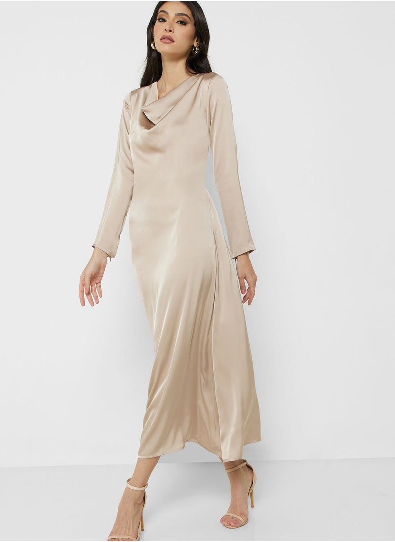 Cowl Neck Satin Dress - pzsku/Z47424FABBA10467A9764Z/45/_/1694757401/5f785b82-f12e-440a-95e2-33939726052c