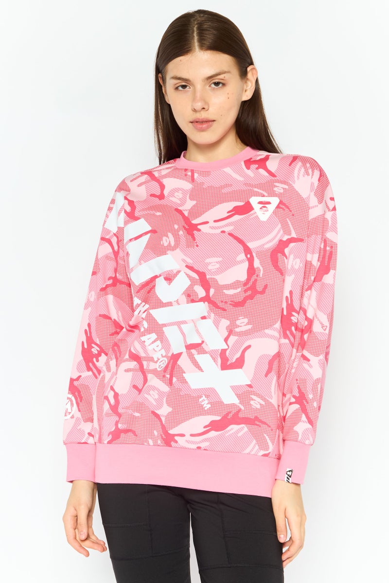 Aape By A Bathing Ape سويت شيرت نسائي بأكمام طويلة وطباعة جرافيك، وردي - Image 1