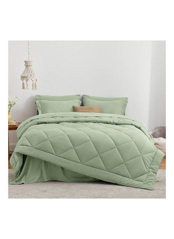 SIGNOOLA - Signoola Diamond Microfiber Heavy Comforter, 4.5 kg ,Set of 6 Piece (1 Comforter Blanket , 2 Pillow Cases , 1 Fitted sheet and 2 Pillows ), (240 cm x 250 cm),Double Bed Blanket for Winter Sage Color - Image 1