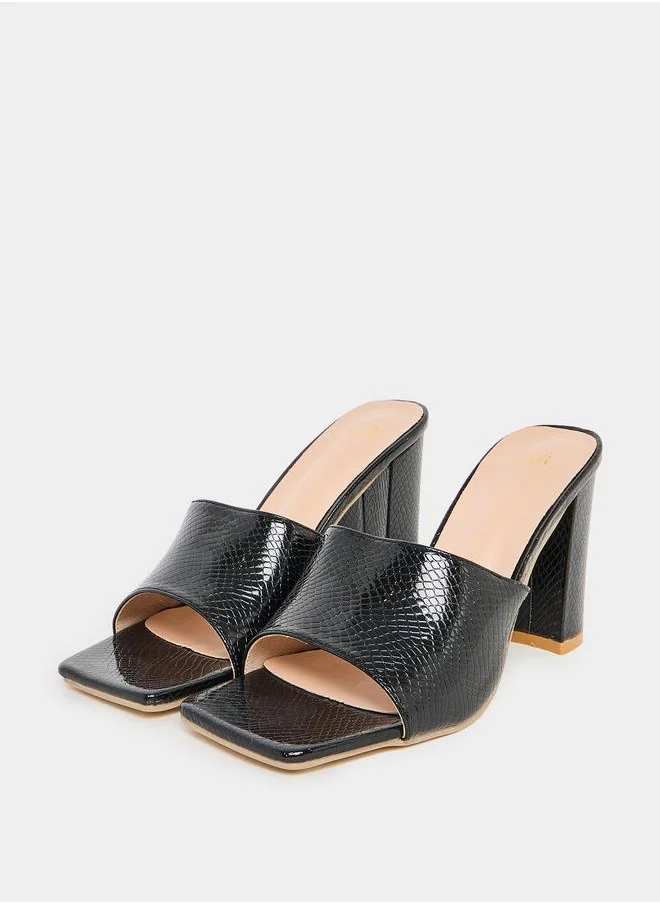 Styli Textured Open Toe Block Heel Sandals