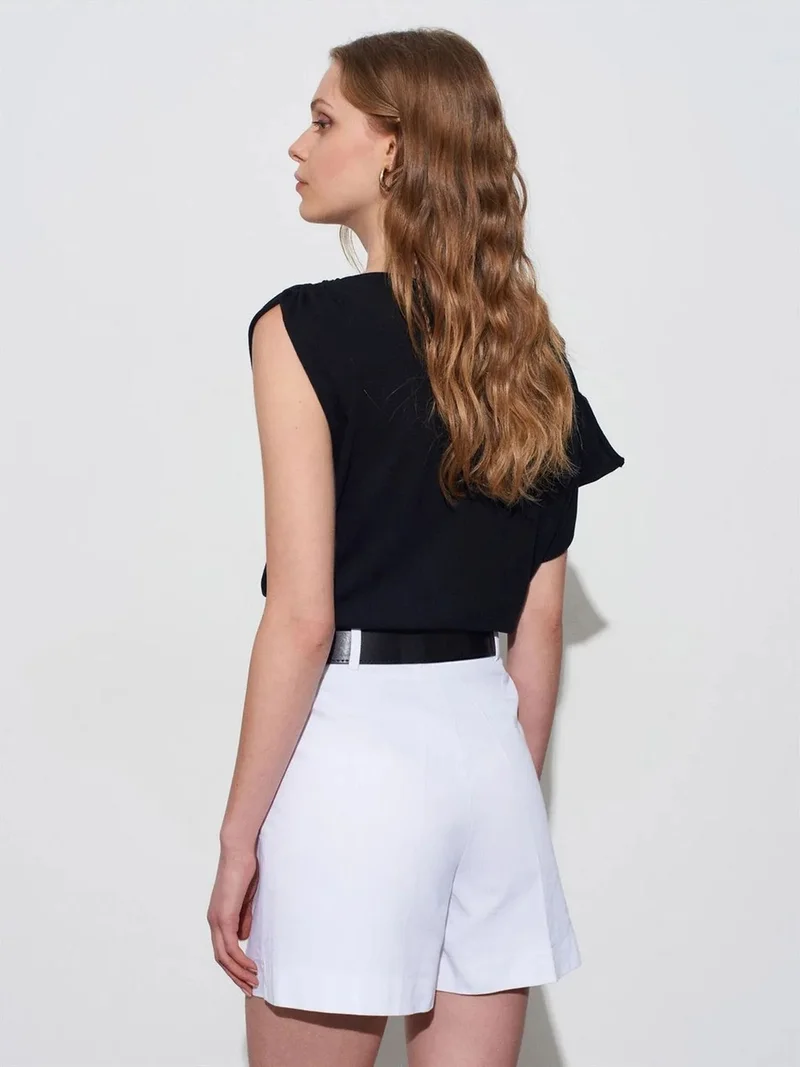 ديلفين DILVIN High-Waist Cotton Poplin Belted Shorts
