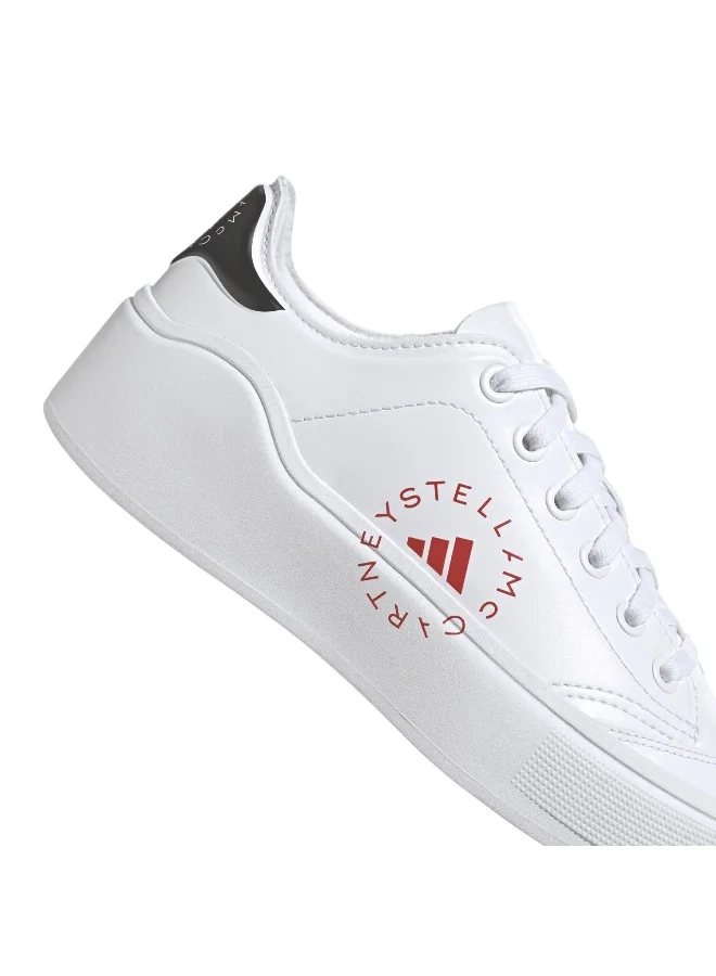 adidas أحذية تدريب Asmc Court Bio Synth بيضاء للجنسين مقاس 3.5