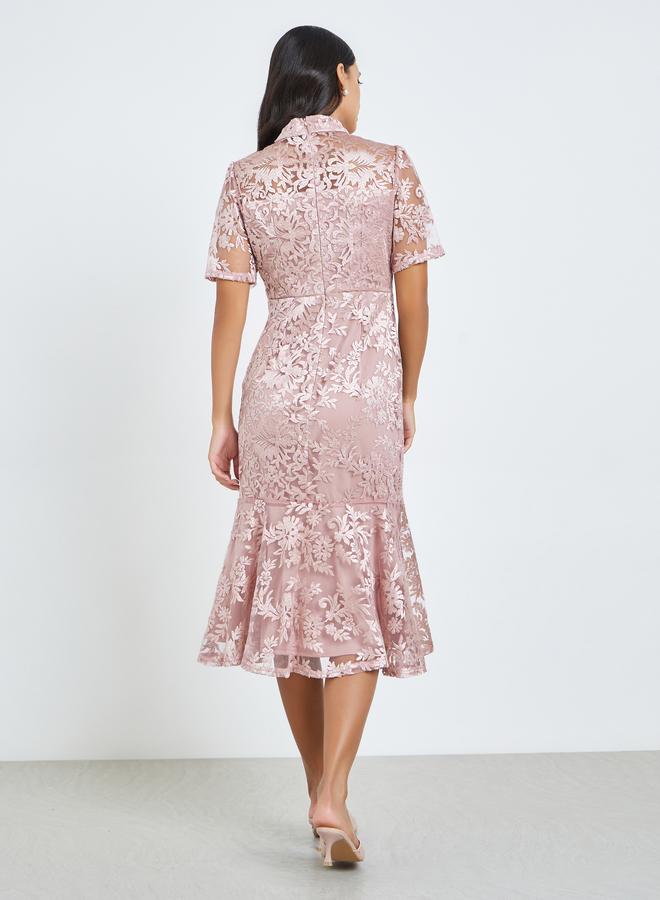 Styli Pink All-Lace Mermaid Hem Midi Dress - Image 5