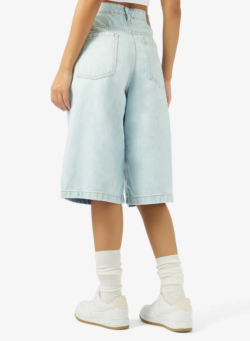 كارل كاني جينز فضفاض قصير