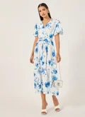 ستايلي blue and white tie-dye
