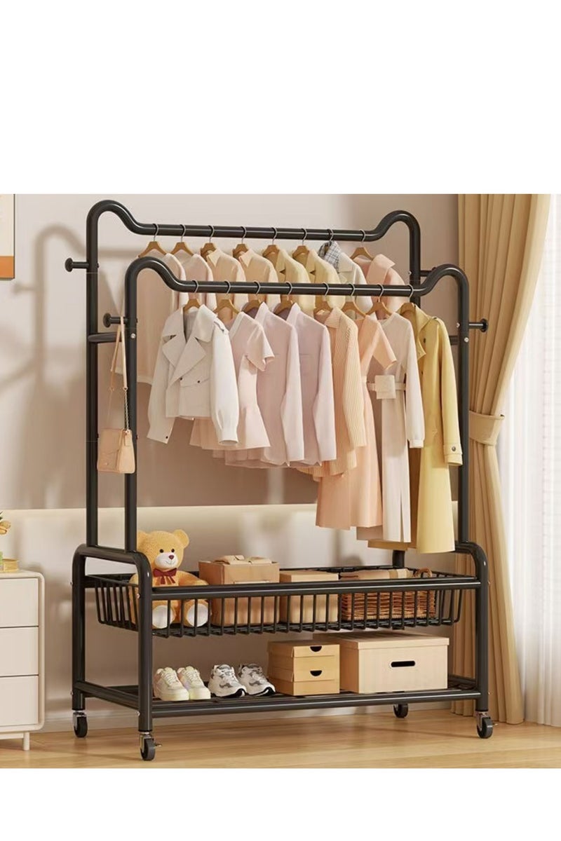 رف ملابس مزدوج المسار عالي الوظيفة مع خطافات جانبية ومنطقة تخزين سفلية وعجلات. مناسبة لتعليق الملابس والأحذية والحقائب في غرفة النوم أو على الشرفة. (أسود) - Image 1