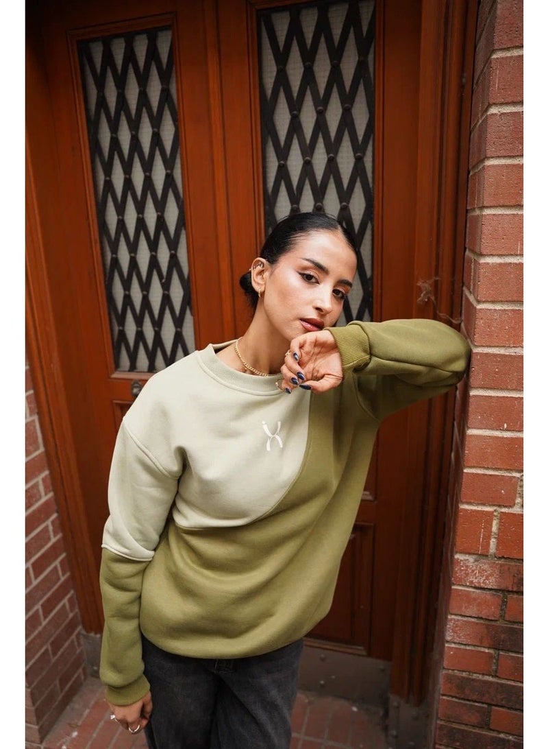 Nosta Oversized two-tone winter sweatshirt (beige and olive green) - Image 3
