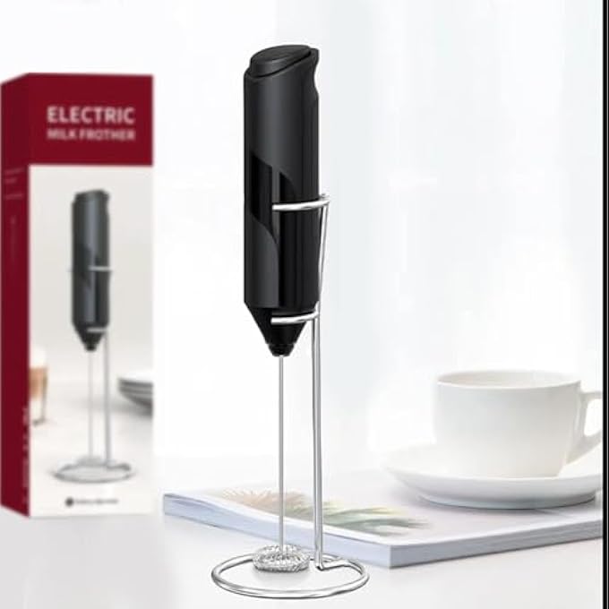 ريحني خفاقة حليب كهربائية محمولة صغيرة الحجم لصنع رغوة القهوة واللاتيه والكابتشينو والماتشا والمزيد، باللون الأسود - Image 2