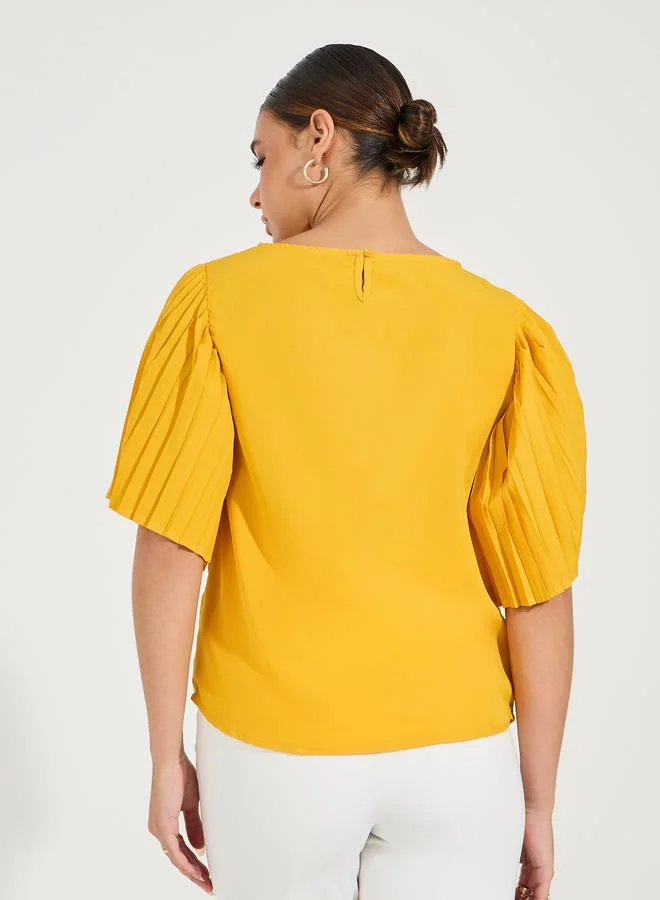 Styli Regular Fit Solid Pleated Flute Sleeve Top