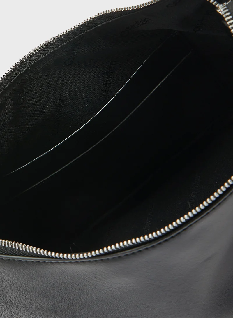 كالفن كلاين Sense Medium Detailed  Crossbody