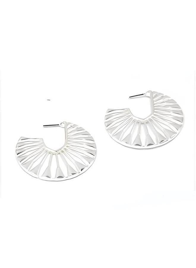 Sun Rae Disk Earrings (Silver) - pzsku/Z475BE4EAF1D3578113E0Z/45/_/1676467528/c744703e-bf5c-4739-b9a4-2659b236a0f5