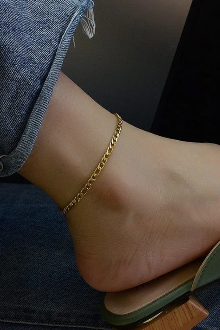 Luxuria Women's Gold Anklet 5mm Figaro Chain, Gold Plated Ankle Bracelet - Image 4
