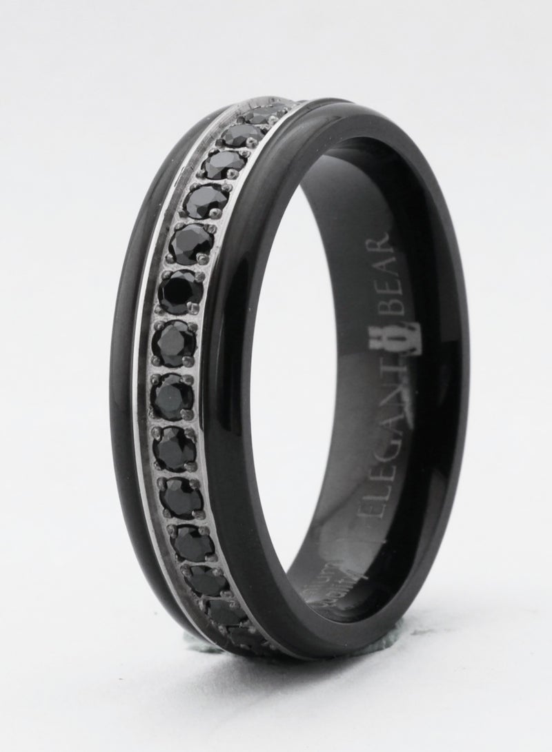 إليجانت بير دبله من التيتانيوم الاسود مرصعه بفصوص الزيركون السوداء