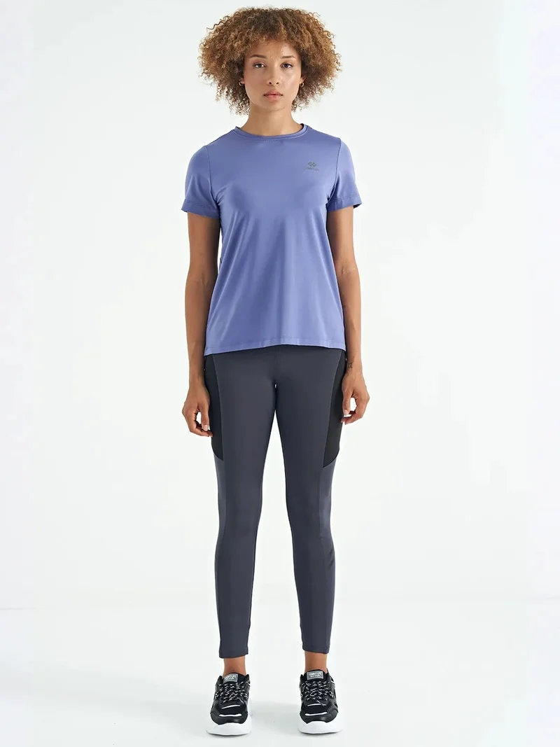 تومي لايف TOMMY Women's relaxed crew neck T-shirt with side slits
