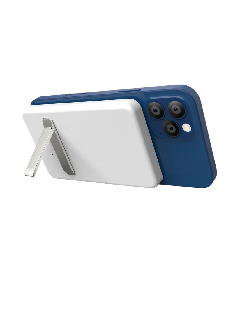 راكسوم شاحن باور بانك محمول مغناطيسي سريع لسلسلة iPhone 12/13/14/15.