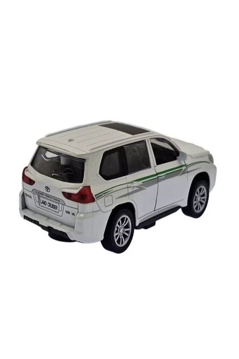 1/46 Scale Diecast Toyota Prado SUV Model with Lights and Sound - Diecast Metal Model Car - Opening Front Doors - Approximate Size 12.7cm (Unboxed - White) - Image 4
