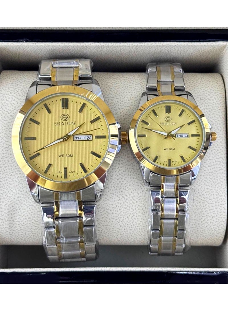 شادو طقم ساعات زوجية شادو فاخرة - وظيفة اليوم والتاريخ (عربي / إنجليزي) - تصميم كلاسيكي متناسق - Image 1