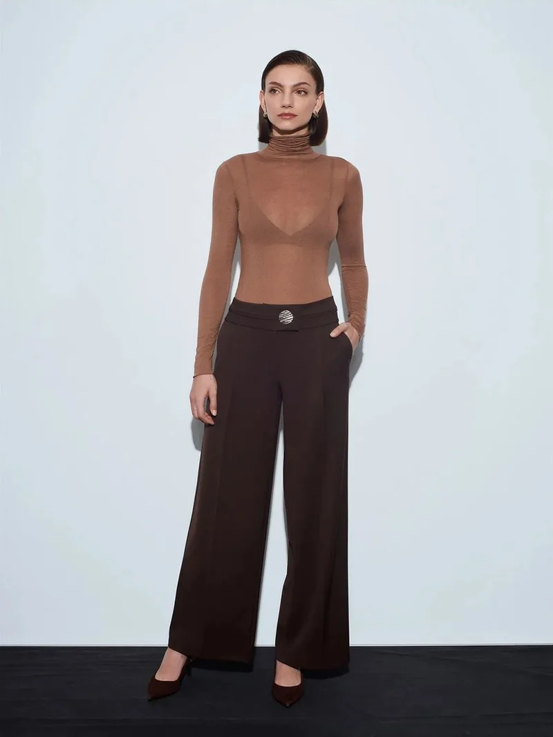 ديلفين Dilvin High-Waist Wide-Leg Crepe Trousers