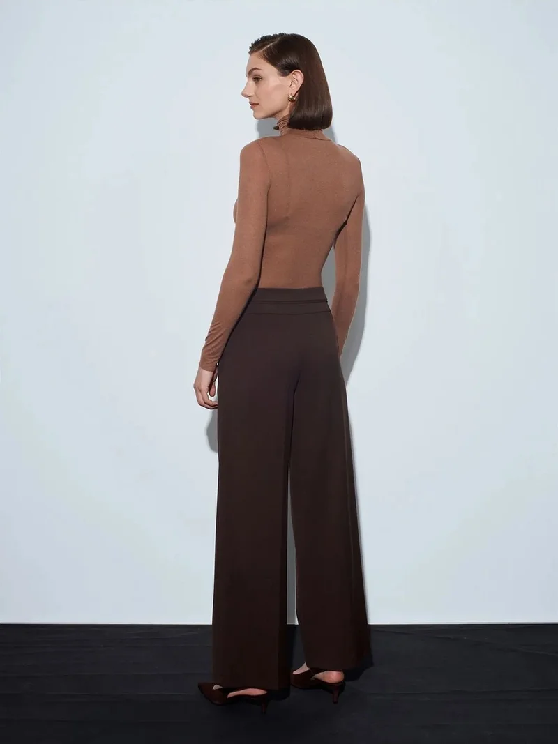 ديلفين Dilvin High-Waist Wide-Leg Crepe Trousers