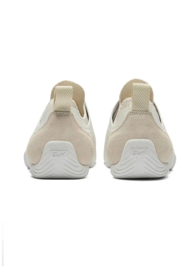 Onitsuka Tiger SCLAW Men and Women Casual Athlesiure/Colorblock Sneakers Shoes  Beige - Image 5
