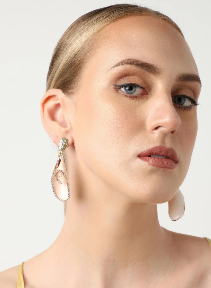 سوهي قرط متدلي من الحجر مصمم للحفلات مطلي بالذهب