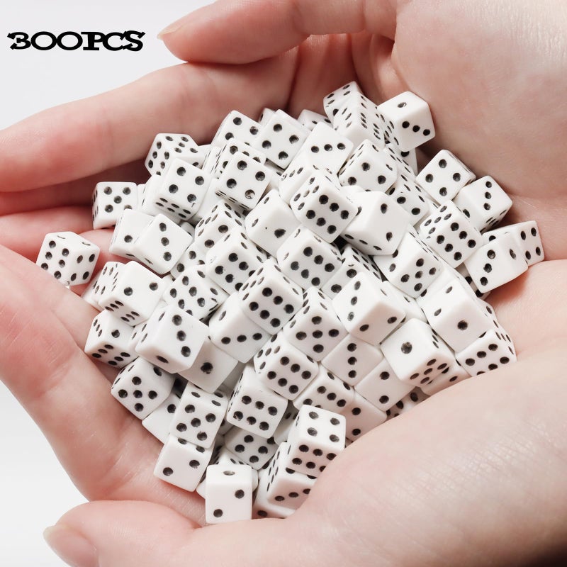 Bbiamsleep 300 Pieces Dices Set Mini Dice 6 Sided Game Dices Tiny Square Corner Dice (0.27 Inch/7mm) - Image 3