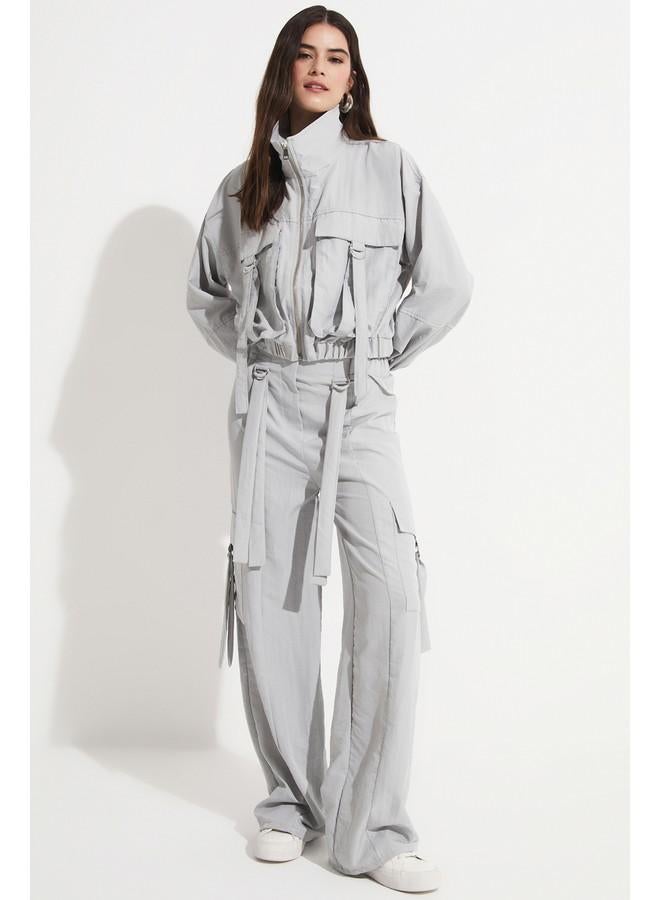 جون طقم بنطلون وجاكيت قصير نسائي جيوب تفصيل رمادي - Image 4