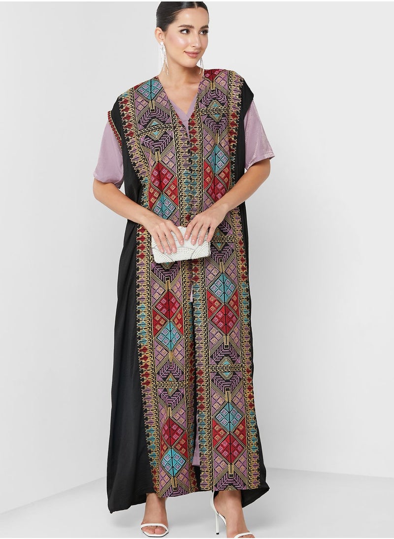 hayas closet - Embroidered Palestinian Dress - Image 1