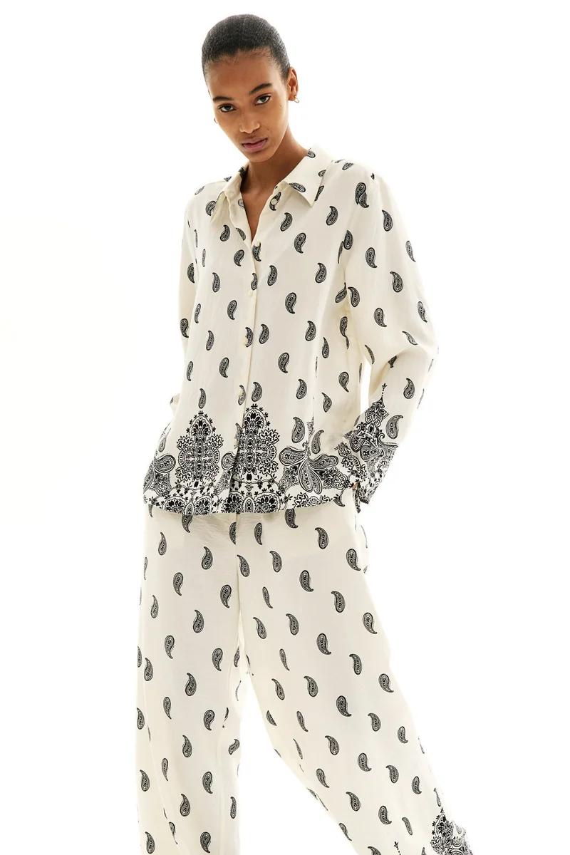 اتش اند ام قميص تويل منقوش