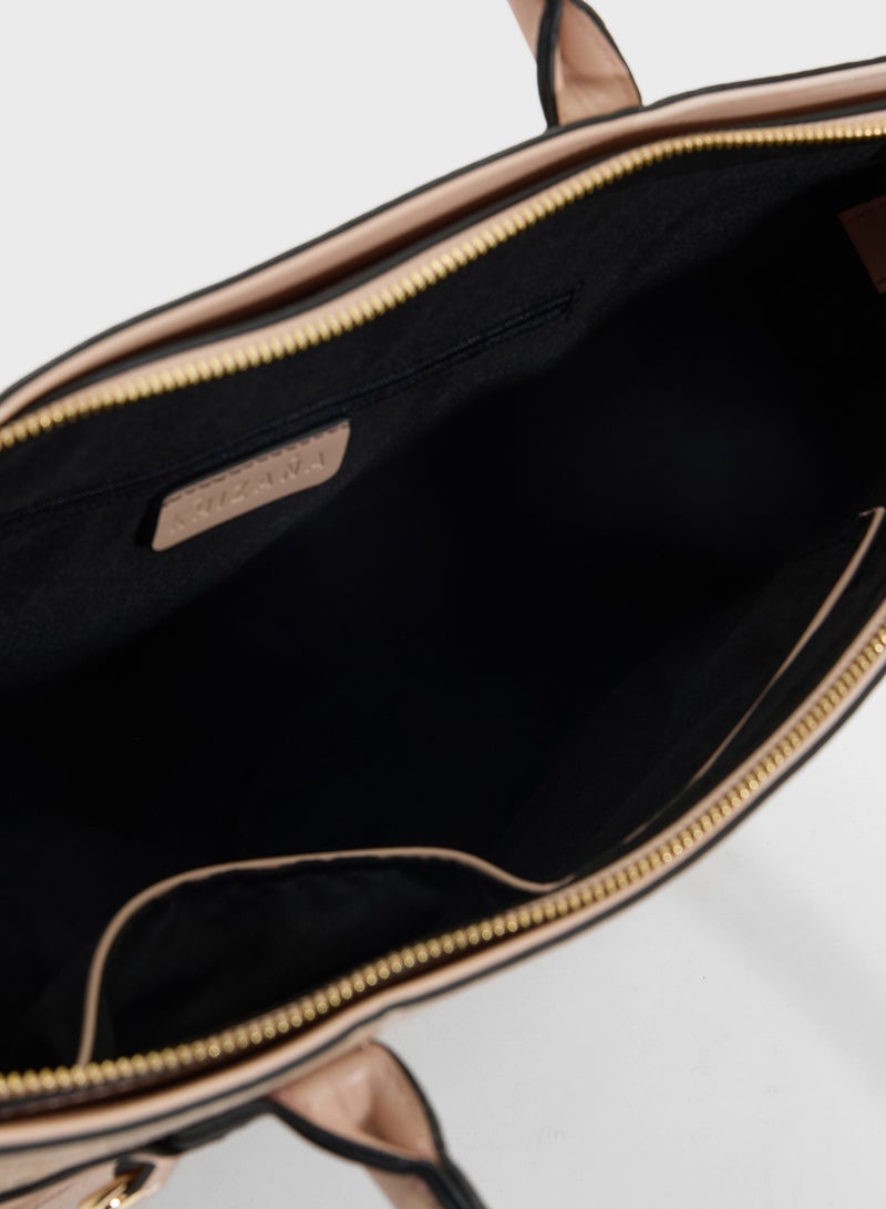 خزانة حقيبة توت بتفاصيل حزام الحصان ونقشة التمساح - Image 5