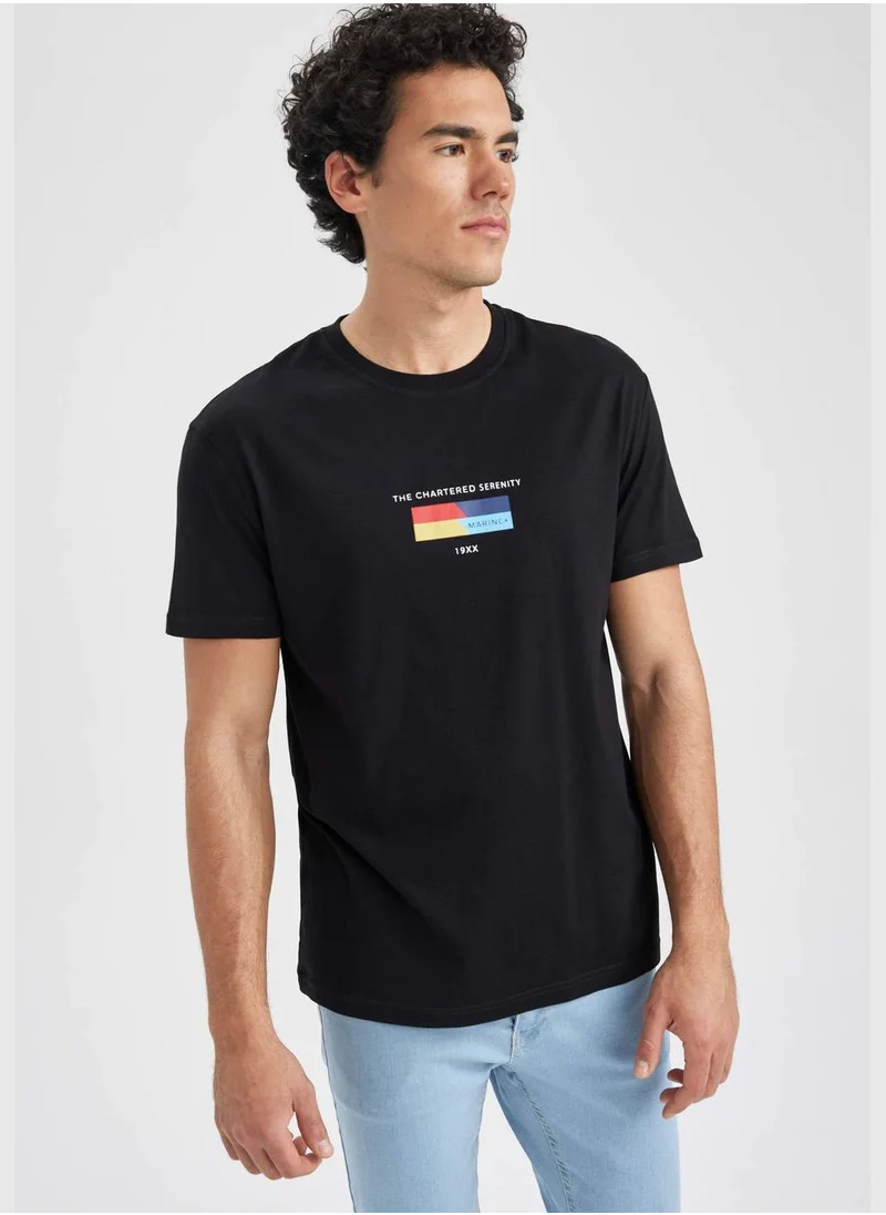 ديفاكتو Man Crew Neck Short Sleeve Knitted T-Shirt