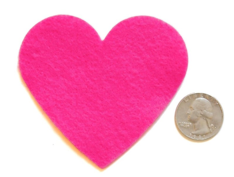 Playfully Ever After 3 Inch 28pc Felt Hearts (Pink) - Image 3