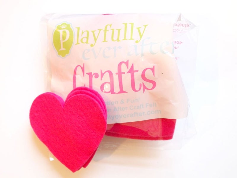 Playfully Ever After 3 Inch 28pc Felt Hearts (Pink) - Image 2