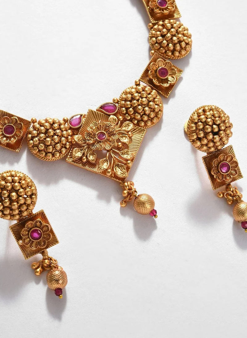 SOHI Gold Plated Designer Stone Necklace Set