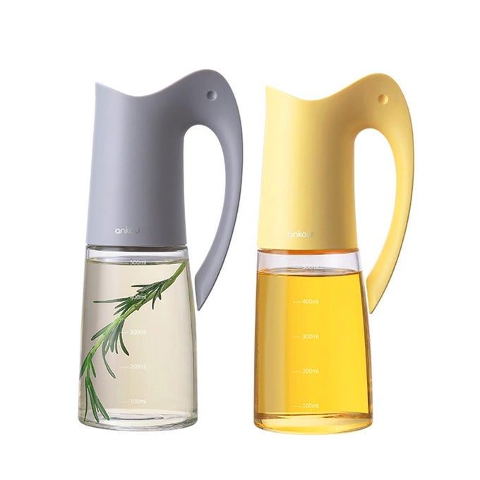AUTO FLIP LID OIL DISPENSER BOTTLE FOR KITCHEN20OZ 580ML SET OF 2 GLASS OLIVE OIL DISPENSER BOTTLES WITH SCALE OIL AND VINEGAR CONDIMENT STORAGE CONTAINER SET NONDRIP SPOUT LEAKPROOF