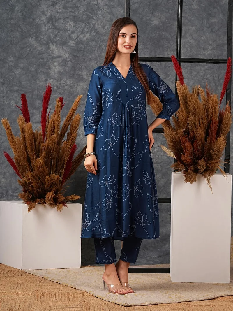 جو سريكي مزيج قطن نسائي من GoSriKi بطبعة أناركالي كورتا مع بنطال (Marup Blue-GS_3XL_Blue_XXX-Large)