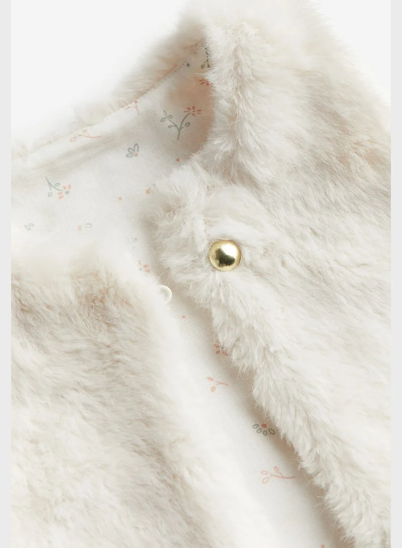 H&M Infant Fluffy Gilet
