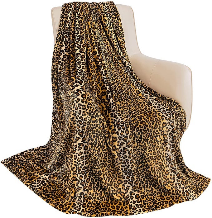 FLANNEL FLEECE TWIN BLANKET FOR COUCH LEOPARD PRINT BLANKETS FOR ADULT LIGHTWEIGHT COZY SOFT CHEETAH BLANKET FOR BED SOFA 260GSM SUITABLE FOR ALL SEASONS BROWN LEOPARD60X80INCHES