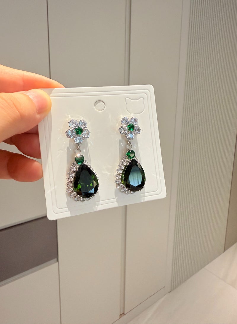 Flower - Topped Teardrop Emerald - Toned Sparkling Drop Earrings | Elegant Luxury Statement Jewelry - Image 2