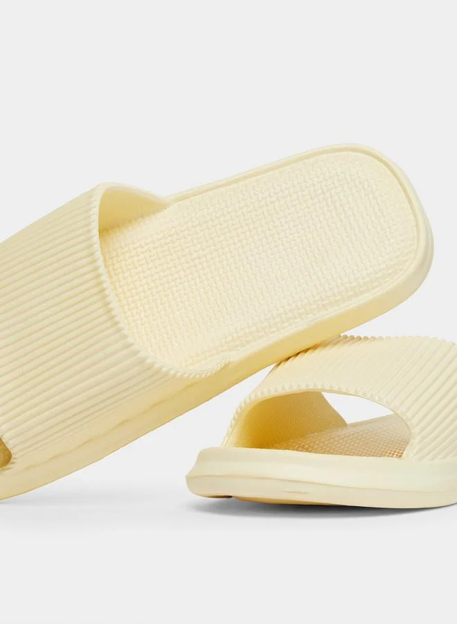 Take Two Solid Texture Anti-Slip Bathroom Slippers