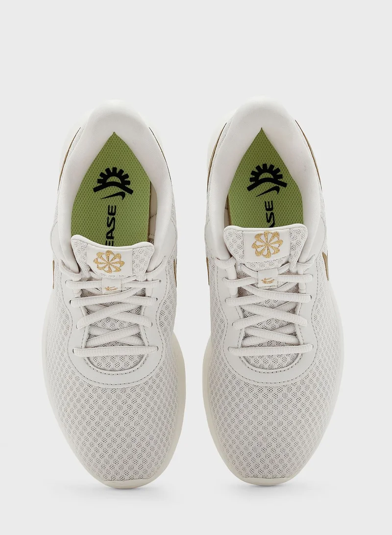 Nike Tanjun Flyease