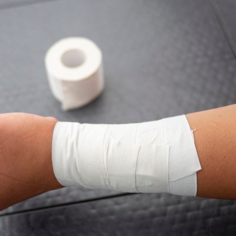 Vakly Athletic Porous Tape Pack of 3 - Soft Fabric Cloth Breathable Ortho Sports Training, Medical Adhesive Tape for Stabilizing & Supporting Muscles, Joints & Injuries - 1" Wide x 10 Yards - Image 3