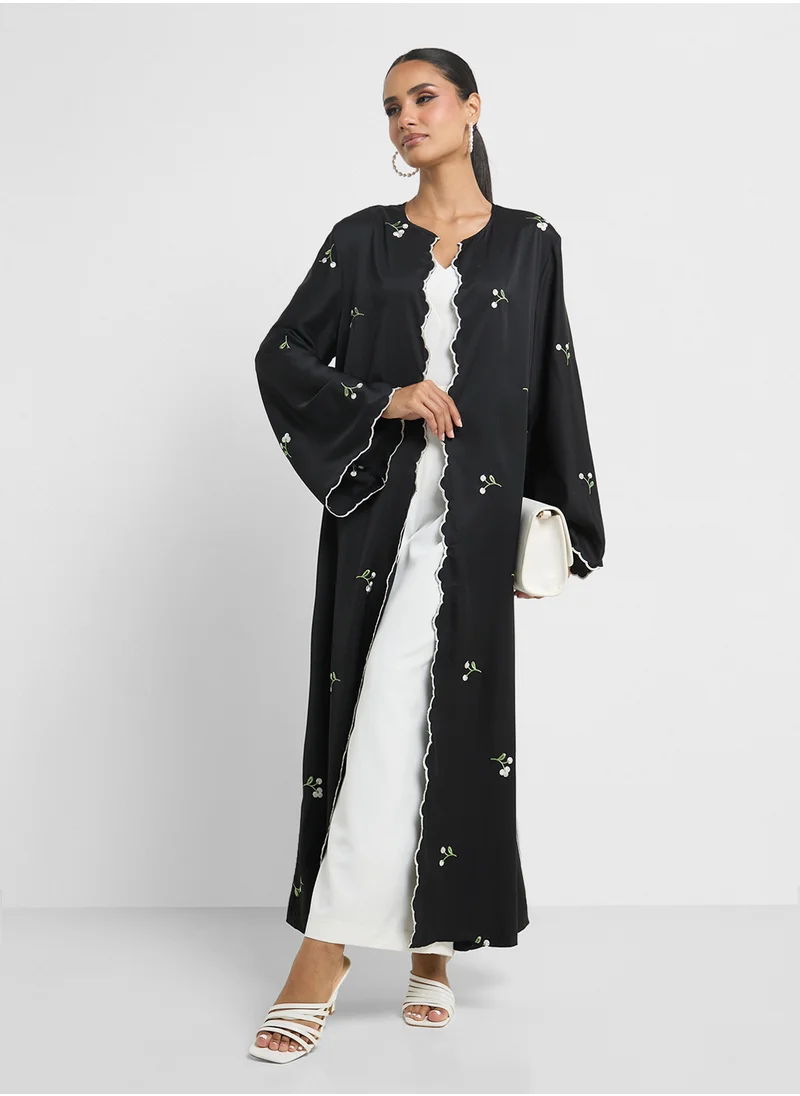 Khizana Abaya With Floral Motif