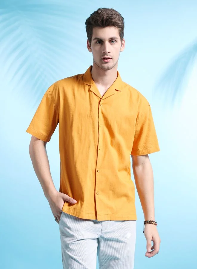 شركة المرآب الهندية Men Relaxed Fit Solid Half Sleeves Cuban Collar Resort Wear Shirt