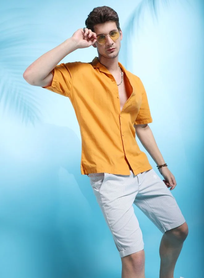 شركة المرآب الهندية Men Relaxed Fit Solid Half Sleeves Cuban Collar Resort Wear Shirt