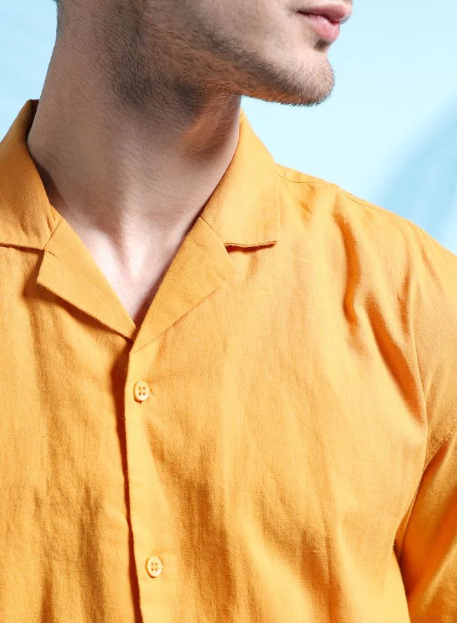 شركة المرآب الهندية Men Relaxed Fit Solid Half Sleeves Cuban Collar Resort Wear Shirt