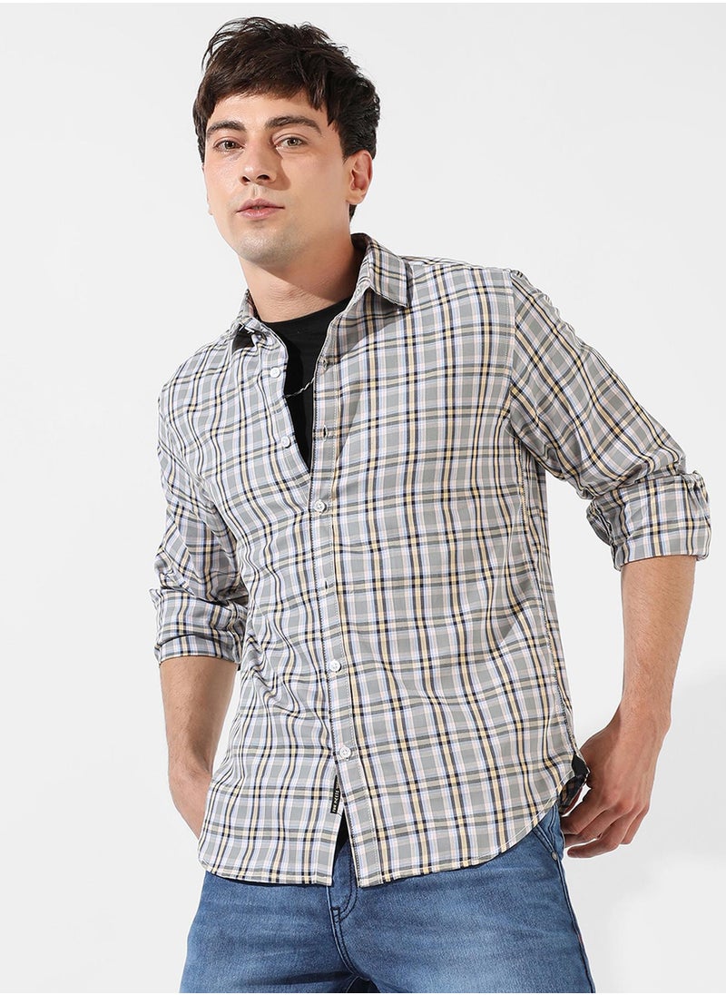Campus Sutra Campus Sutra Men's Checkered Multicolour Button Up Spread Collar Shirt For Casual Wear | Regular Fit | Cotton Shirt Crafted With Long Sleeve, Comfort Fit & High-Performance For Everyday Wear  - Image 2