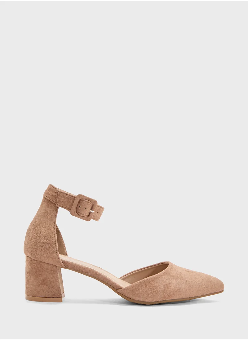 ايلا Low Heel Pump With Ankle Strap
