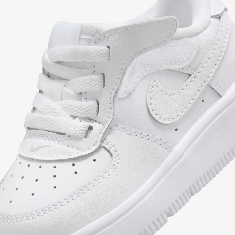 Nike Kids' Force 1 Low EasyOn Shoes